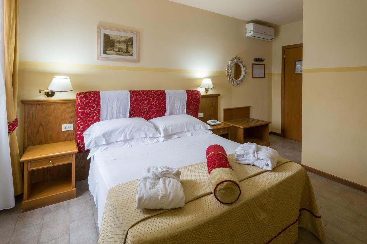 Hotel & Terme Bagni Di Lucca Exterior photo